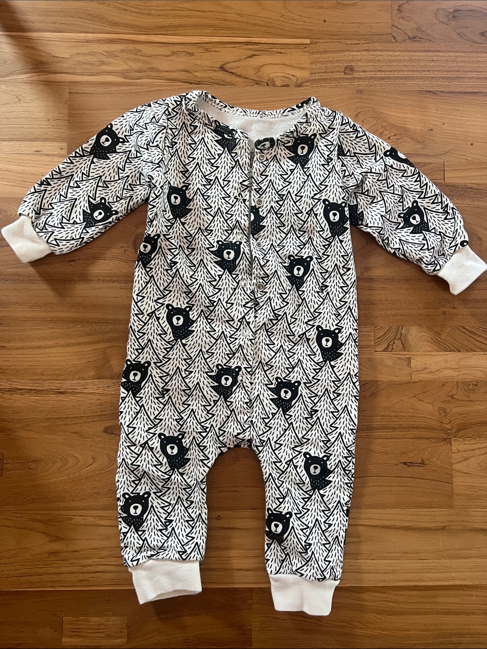 Winter Water Factory Bears Black French Terry Jumpsuit Size 6M EUC